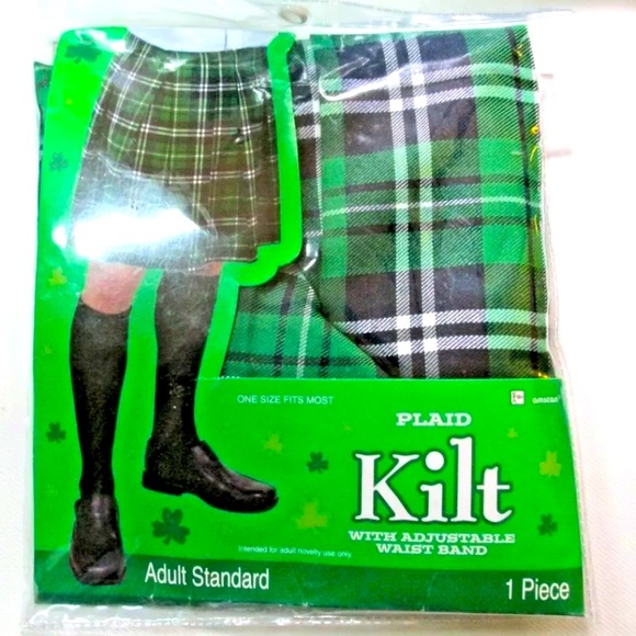 Other - Adult kilt NWT one size green plaid Irish st Patrick’s day costume adjustable